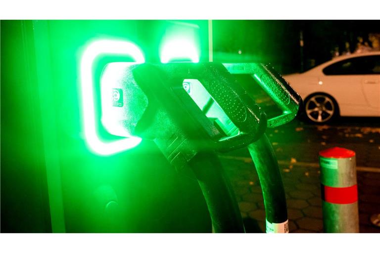 Die neue Förderung für E-Autos kann rückwirkend zum Jahresanfang beantragt werden
