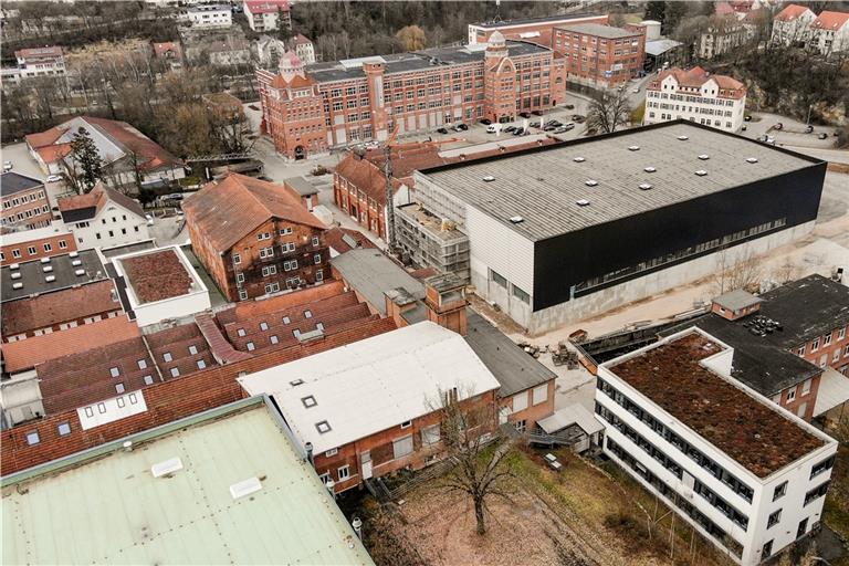 Die neue Halle steht bereits, doch der Produktionsstart wurde verschoben. Durch die Coronapandemie ist die Nachfrage nach Lautsprechersystemen eingebrochen. Foto: d&b Audiotechnik