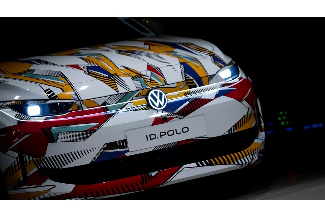 VW-Chef Blume: Kommen beim Sparen gut voran Die neuen, günstigeren E-Autos von Volkswagen - wie der ID.Polo - werden nicht in Wolfsburg gefertigt, sondern in Spanien und Portugal.