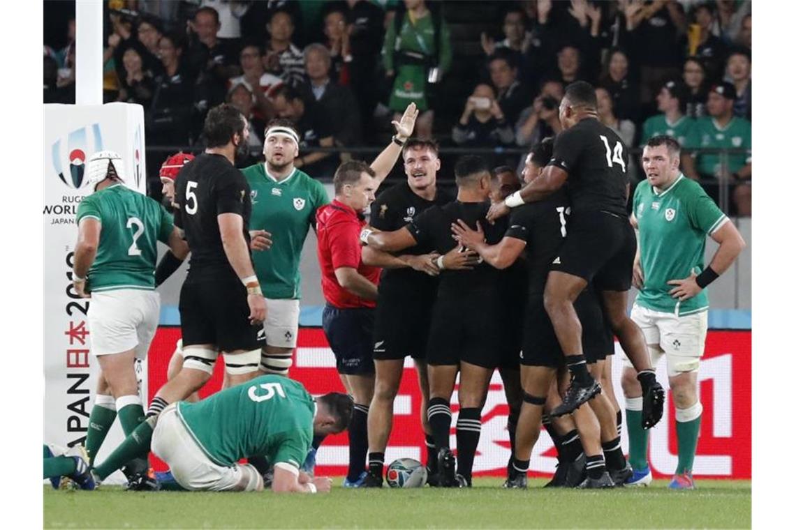 Rugby-WM: Champion Neuseeland und England im Halbfinale