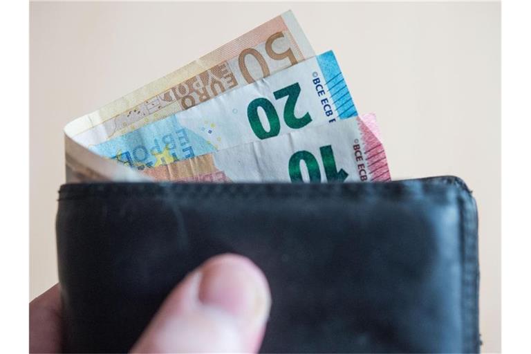 Die Nominallöhne lagen im dritten Quartal 2020 um 1,3 Prozent niedriger als im Vorjahresquartal. Foto: Lino Mirgeler/dpa
