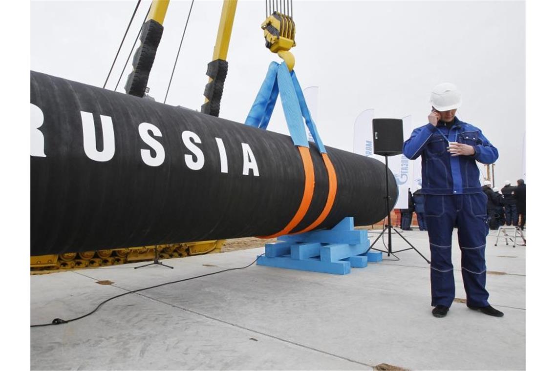 Bundesregierung legt Nord Stream 2 auf Eis Die Nord Stream-Pipeline zwischen Deutschland und Russland ist vorerst gestoppt. Foto: Dmitry Lovetsky/AP/dpa