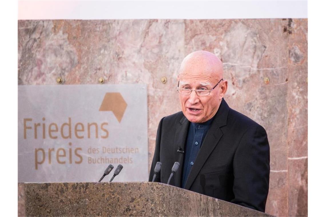 Friedenspreis für Fotograf Sebastião Salgado Die Not der Erde und der Menschen steht im Zentrum der Fotoreportagen von Sebastião Salgado. Foto: Andreas Arnold/dpa