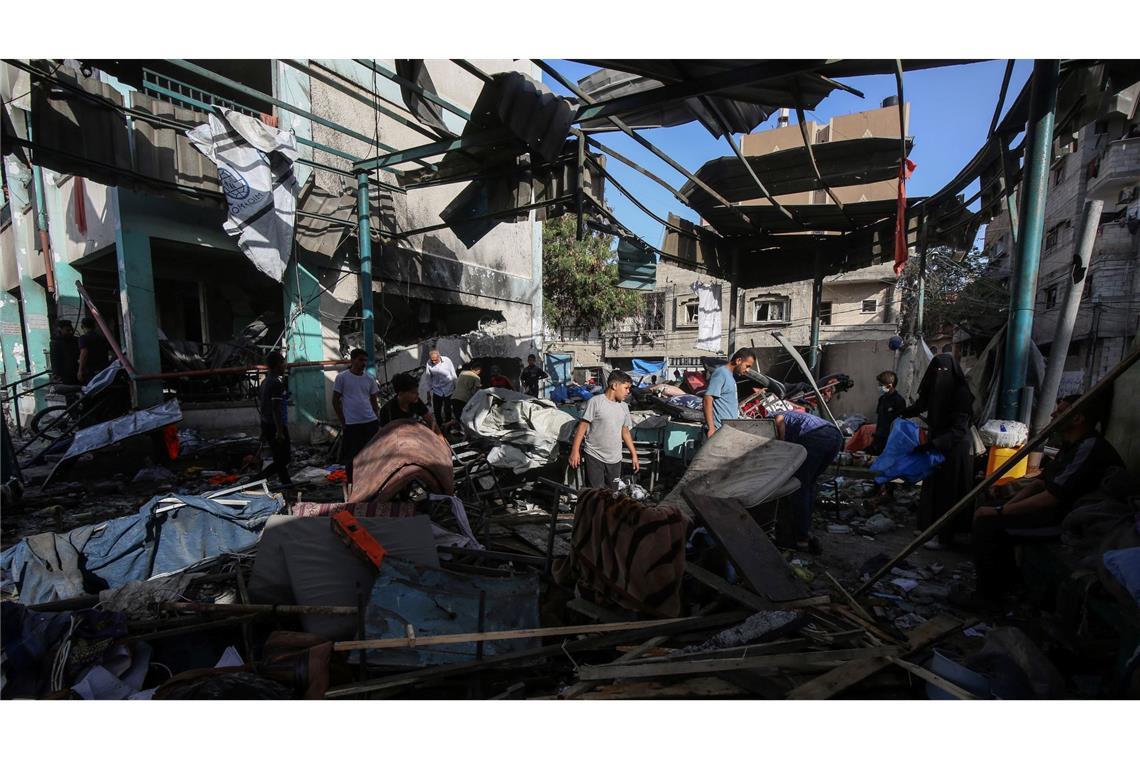 Bericht: Sturm auf Lebensmittel-Verteilungszentrum in Gaza Die Not im Gazastreifen für die zwei Millionen Bewohner ist riesig.