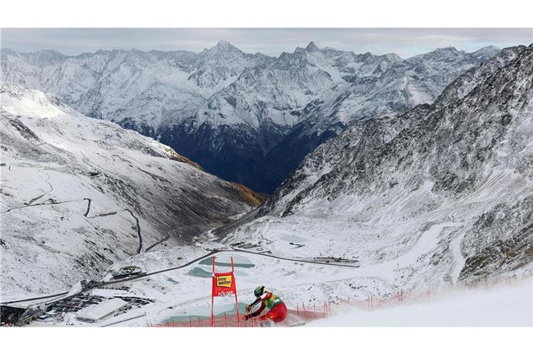 Scheib feiert Heimsieg bei Ski-Auftakt - Dürr beste Deutsche Die Österreicherin Julia Scheib feierte in Sölden ihren ersten Weltcup-Sieg.