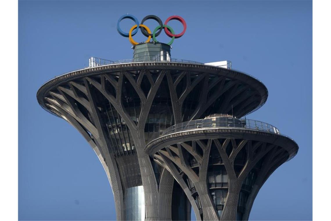 USA verkünden diplomatischen Boykott der Olympischen Spiele Die Olympischen Winterspiele Peking 2022 sollen am 4. Februar 2022 eröffnet werden. Foto: Mark Schiefelbein/AP/dpa