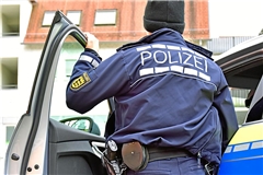 Die Opel-Fahrerin muss mit einer Anzeige rechnen. Symbolfoto: Tobias Sellmaier 