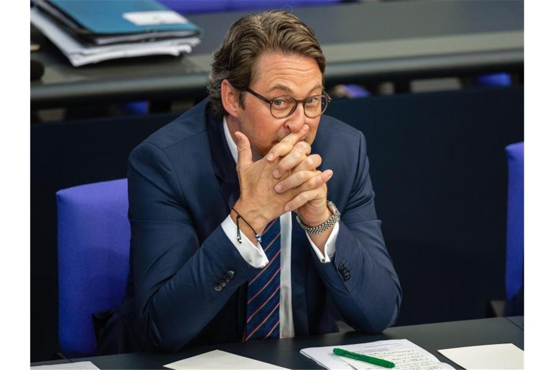 Die Opposition erhebt neue Vorwürfe gegen Bundesverkehrsminister Andreas Scheuer (CSU) in der Maut-Affäre. Foto: Lisa Ducret/dpa