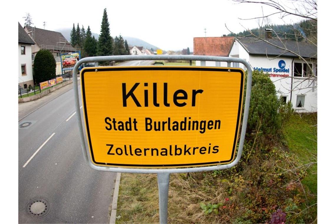 Schon wieder: Diebe stehlen Killer-Ortsschild Die Ortstafel des Dorfes Killer. Foto: picture alliance/dpa/Archivbild