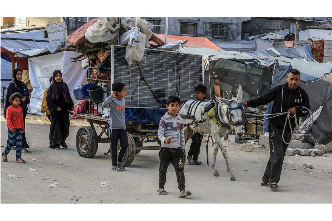 Ändert Deutschland seinen Israel-Kurs? Die palästinensische Zivilbevölkerung muss immer wieder vor den Angriffen aus Israel fliehen.