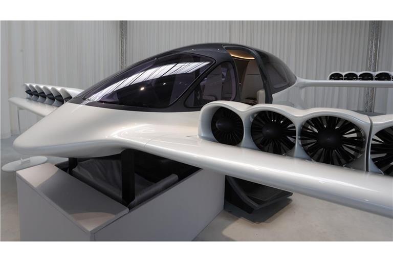 Die Patente für das einst mit großen Ambitionen gestartete Flugtaxi-Projekt Lilium sind nun aus der Insolvenzmasse heraus in die US-Konkurrenz verkauft worden.