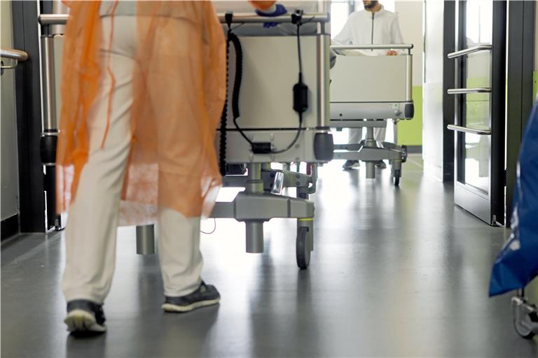 Die Pflegekräfte haben während der Pandemie oft am Anschlag gearbeitet. Nun gibt es auch noch Klagen. Foto: A. Palmizi