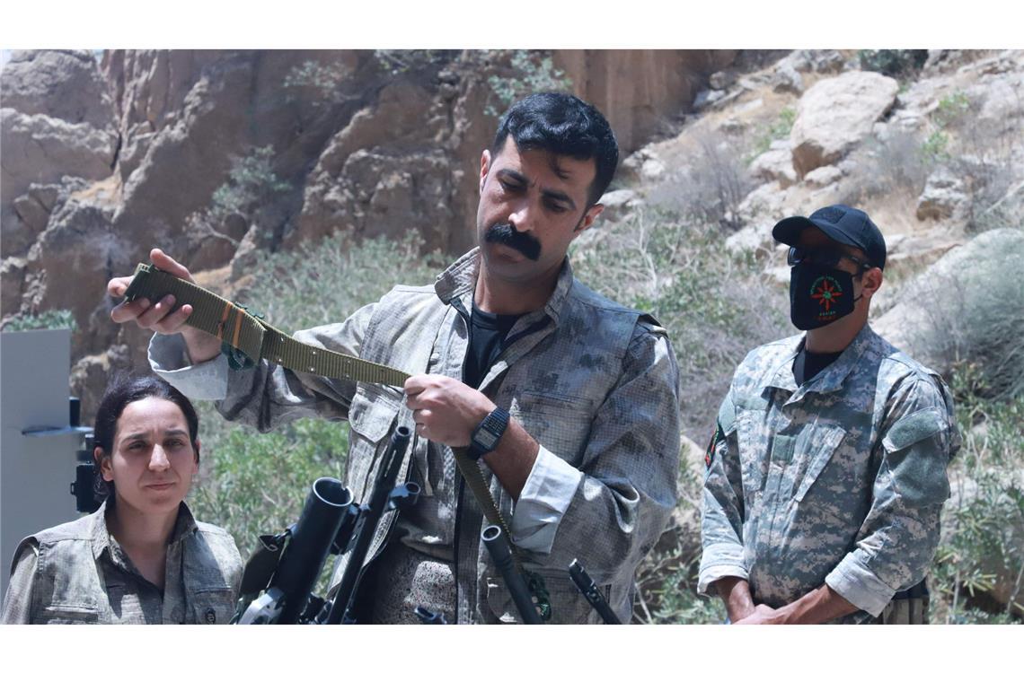 PKK legt erste Waffen nieder – rückt Frieden näher? Die PKK legt erste Waffen nieder.