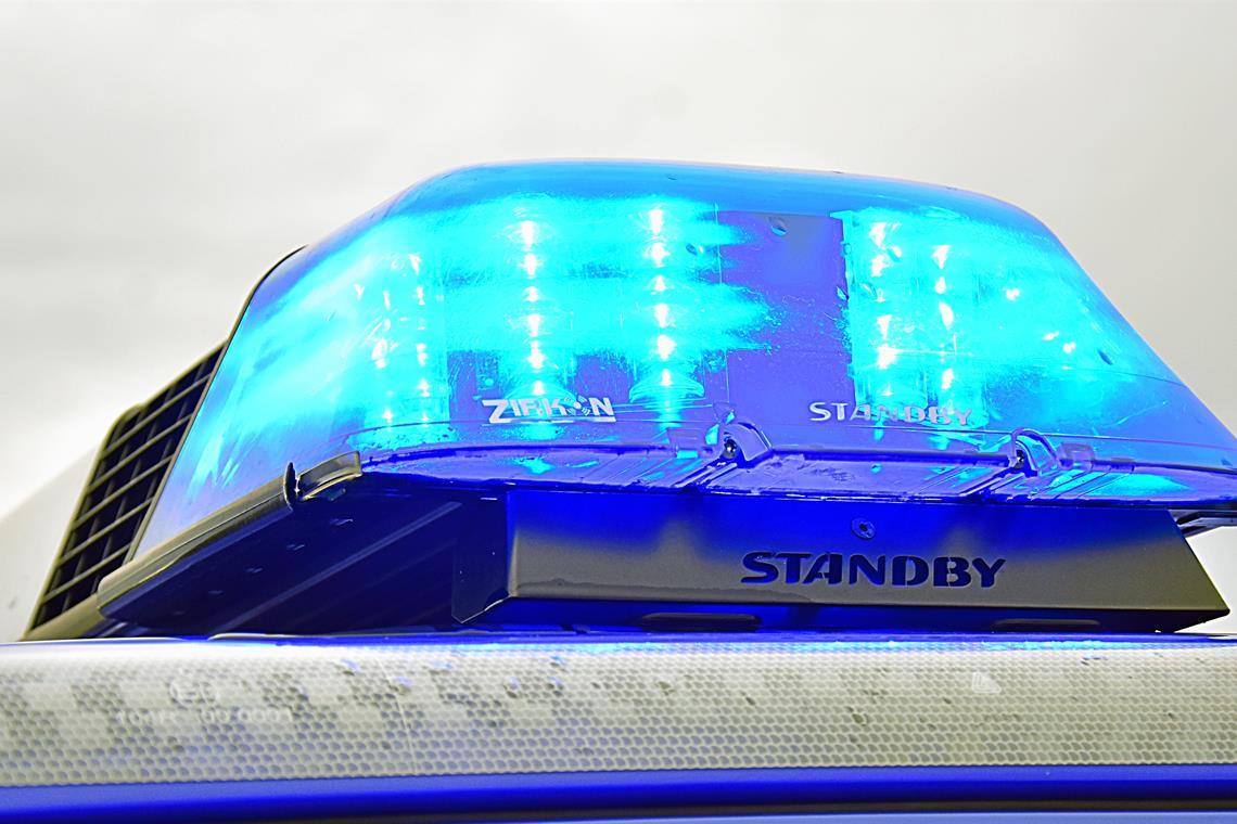 Die Polizei bittet Zeugen, die Beobachtungen gemacht haben, um Hinweise. Symbolfoto: Tobias Sellmaier