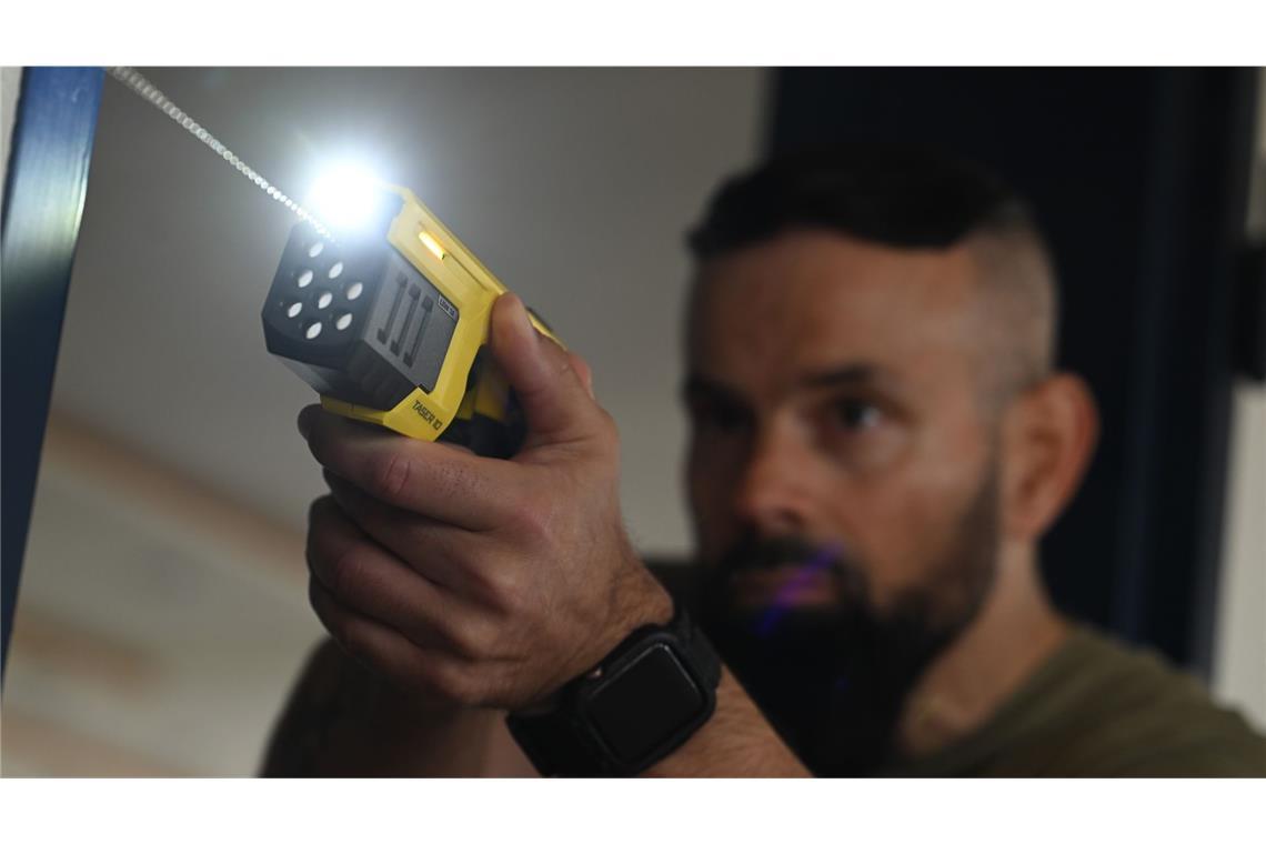 Die Polizei BW testet 2026 den Taser.