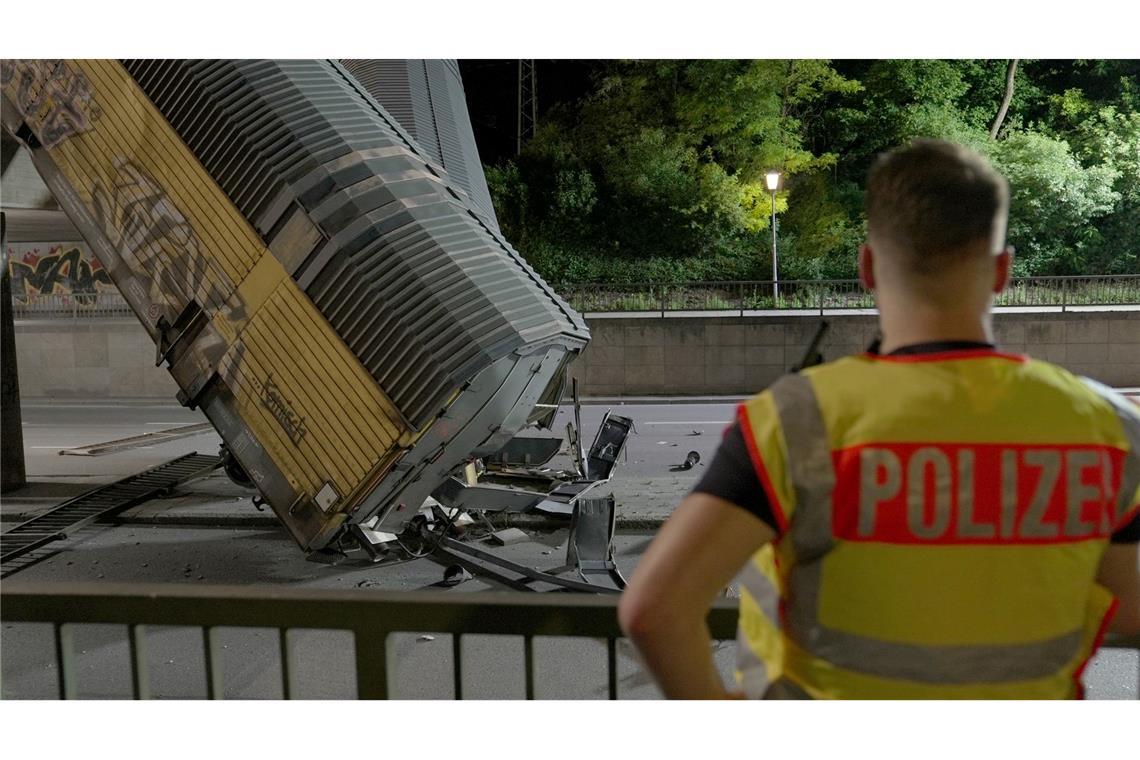 Die Polizei ermittelt zur Ursache.