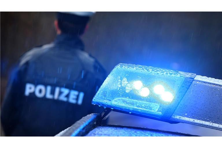 Die Polizei fahndet nach dem Täter (Symbolbild).