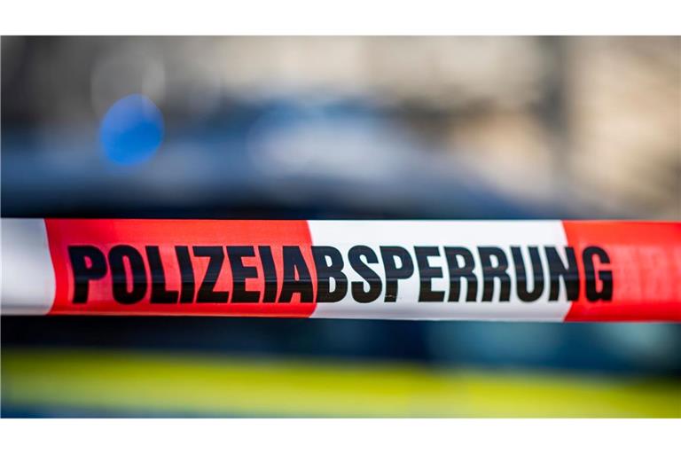 Drei Tote in einem Haus in Mittelhessen gefunden Die Polizei fand in einem Haus drei Tote. (Symbolbild)