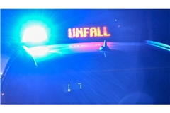 Die Polizei hat nach einem Unfall die A6 bei Sinsheim in Richtung Heilbronn gesperrt (Archivbild).