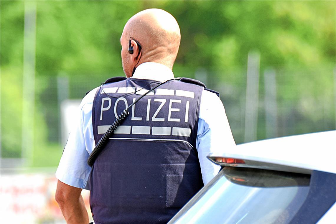 Die Polizei hofft auf Zeugenhinweise. Symbolfoto: Tobias Sellmaier