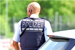 Die Polizei hofft auf Zeugenhinweise. Symbolfoto: Tobias Sellmaier