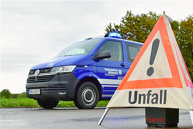 Die Polizei musste den Autobahnzubringer für etwa zweieinhalb Stunden sperren. Symbolfoto: Tobias Sellmaier