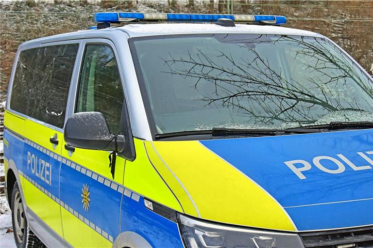 Die Polizei schätzt den Schaden auf etwa 6000 Euro. Symbolfoto: Tobias Sellmaier