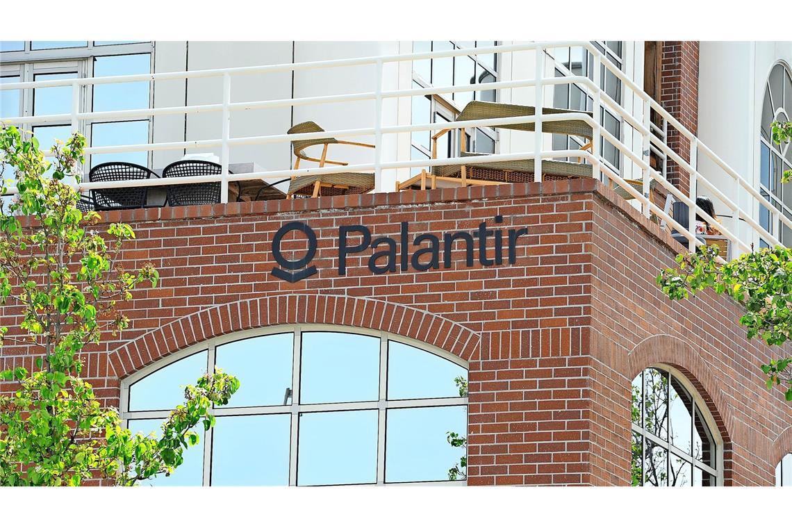 Verfassungsbeschwerde gegen Palantir Die Polizei-Software der US-Firma Palantir steht in der Kritik (Archivbild)