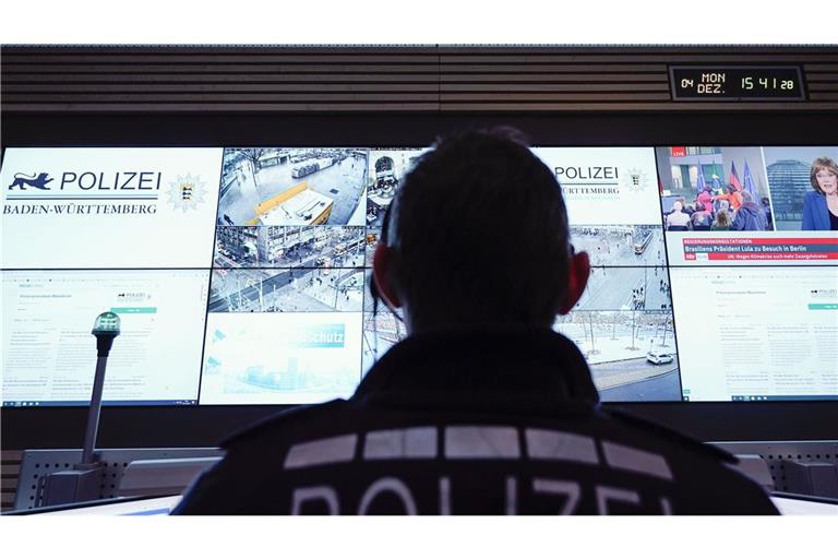 Die Polizei soll die umstrittene Palantir-Software nutzen dürfen.