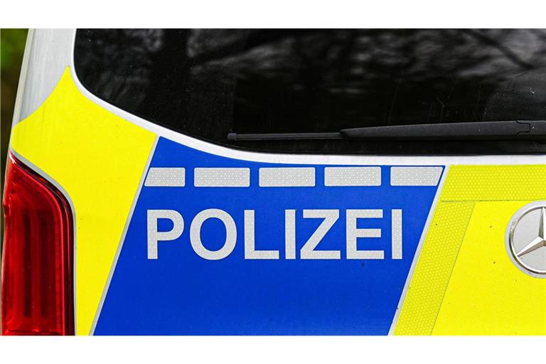 Die Polizei sperrte das Gebiet um die Schule ab. (Symbolbild)