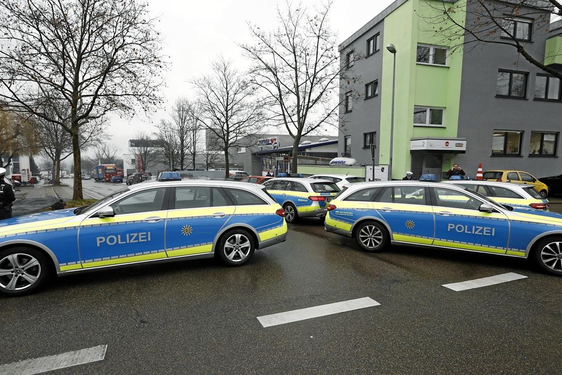 Die Polizei startet eine groß angelegte Fahndung. Foto: 7aktuell.de/ S. Adomat