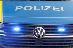 Die Polizei sucht nun Zeugen des Vorfalls. Symbolfoto: Jörg Fiedler