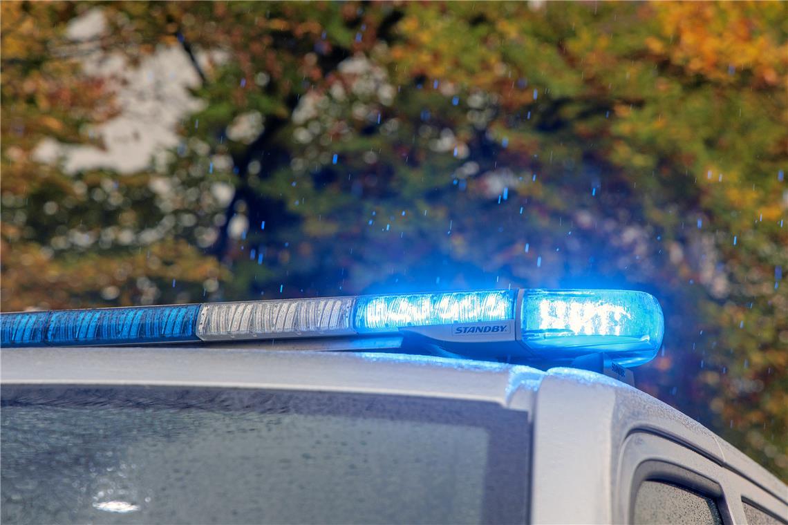 Die Polizei sucht nun Zeugen. Symbolfoto: Jörg Fiedler
