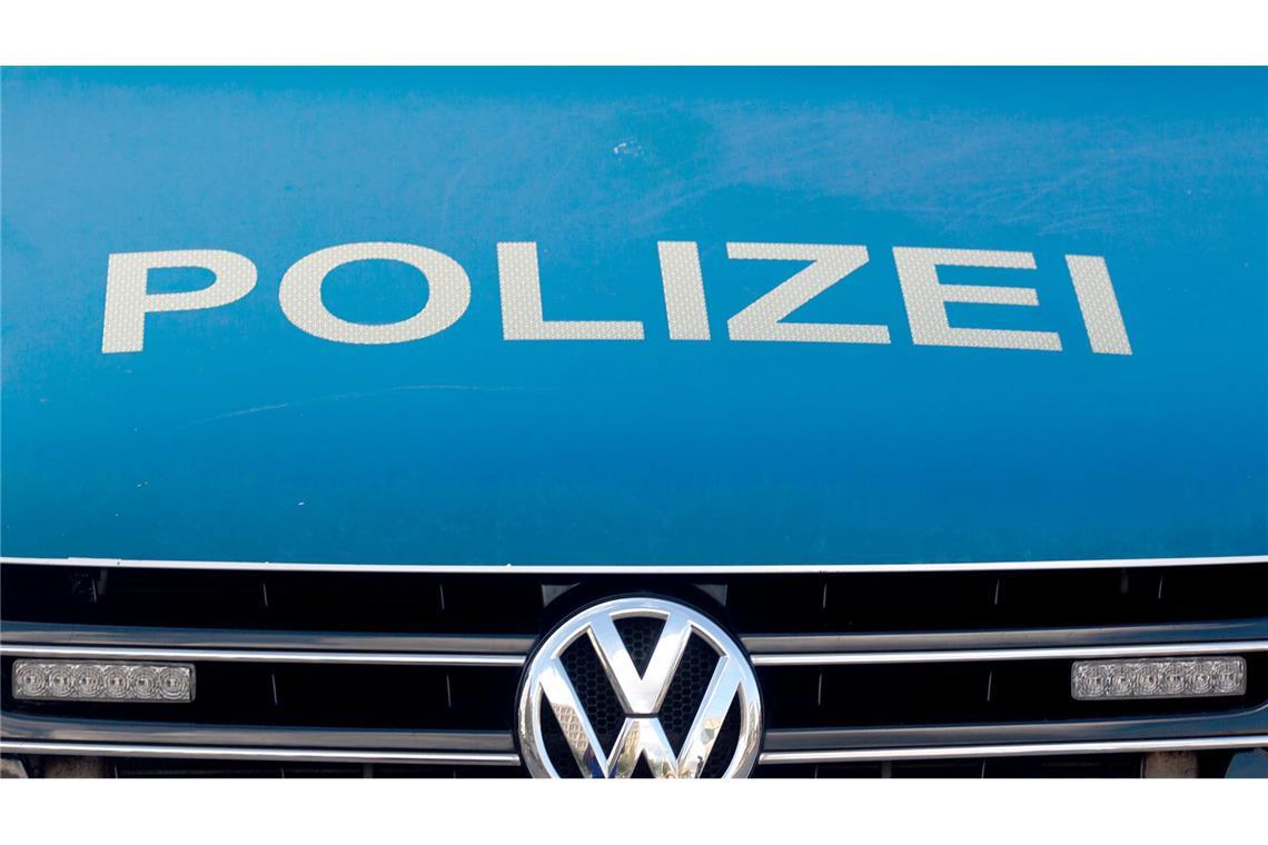 69-Jähriger bei Überfall lebensgefährlich verletzt Die Polizei sucht Zeugen nach einem brutalen Überfall in Birkenfeld. (Symbolbild)