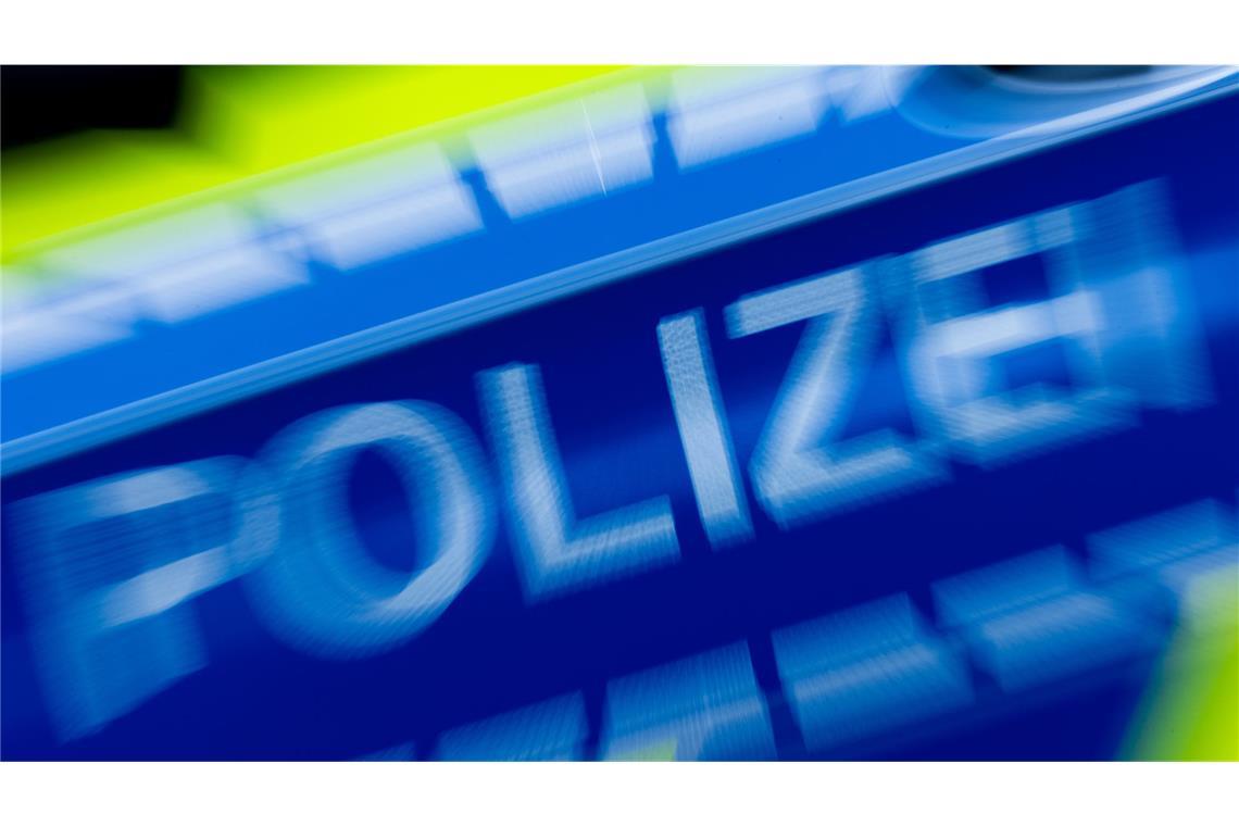 Die Polizei sucht Zeugen. (Symbolbild)