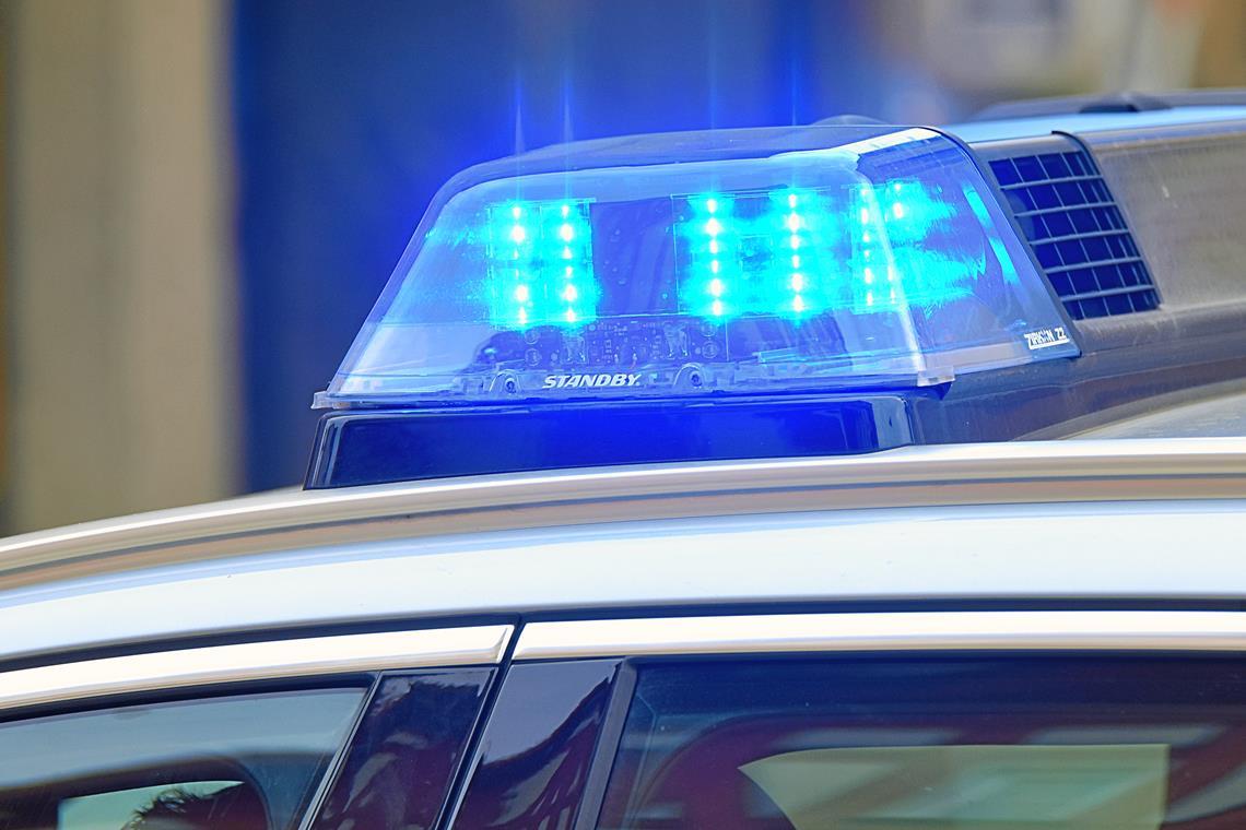 Vermisstensuche nach 4-Jährigem nimmt überraschendes Ende Die Polizei und Familienangehörige suchen im Stadtgebiet. Symbolfoto: Tobias Sellmaier
