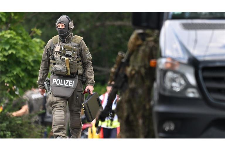 Die Polizei war am Dienstag in Rosengarten (Kreis Schwäbisch Hall) zu einem größeren Einsatz ausgerückt.