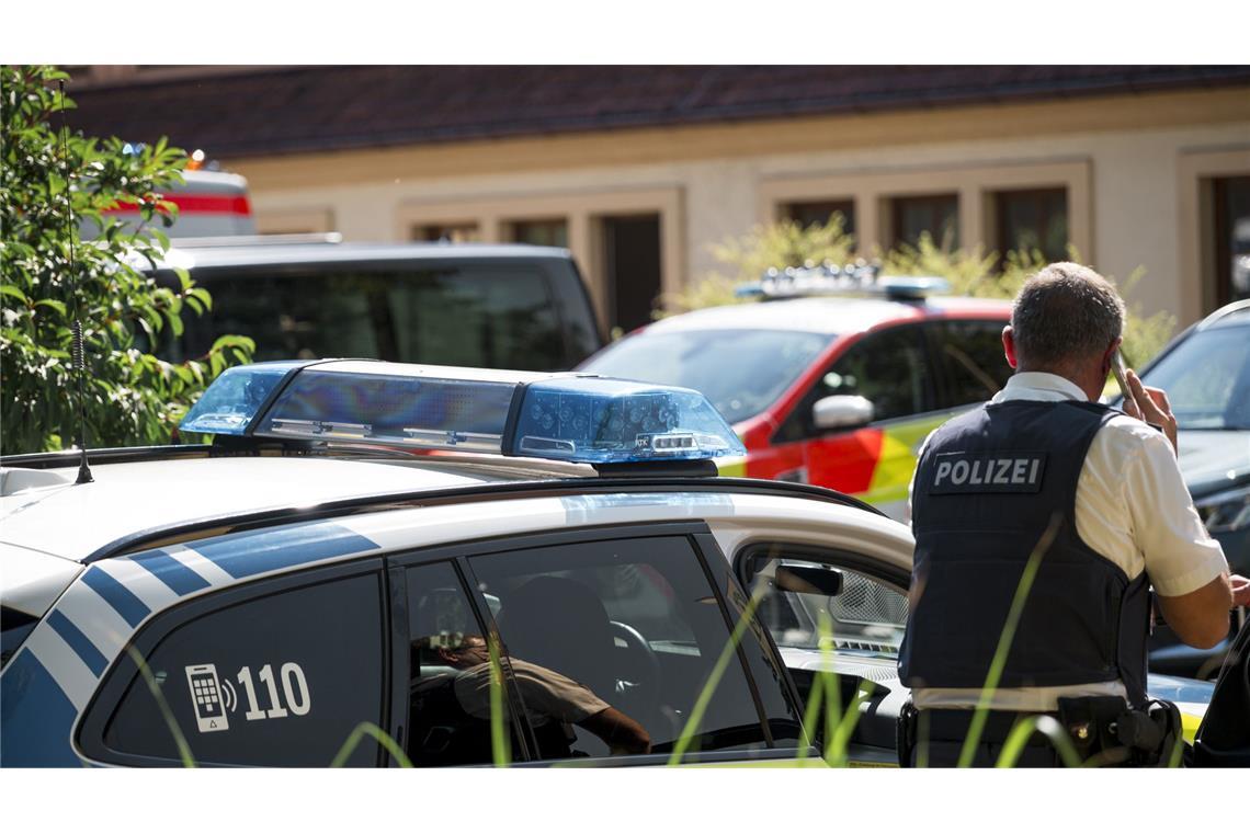 Die Polizei war mit einem Großaufgebot vor Ort.