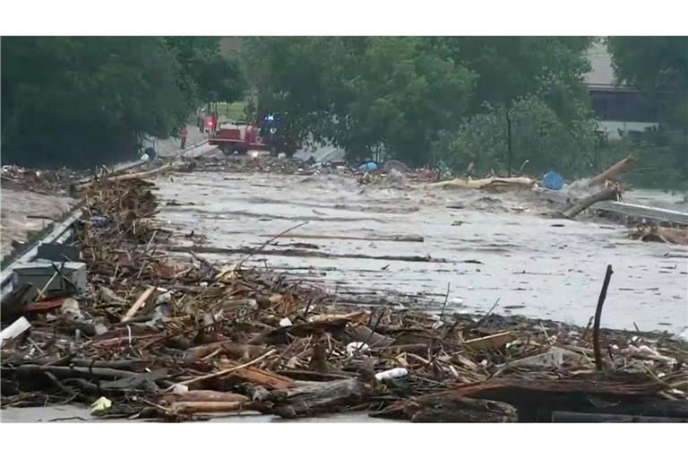 Die Polizeibehörde sprach von einem "katastrophalen Hochwasser".