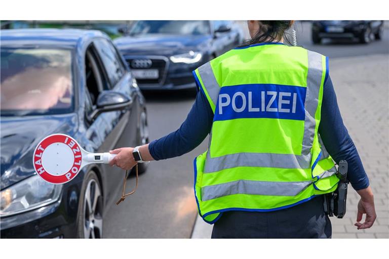 Die Polizeigewerkschaft beklagt 2,8 Millionen Überstunden bei der Bundespolizei. (Archivbild)