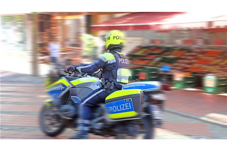 Die Polizisten waren dienstlich in Österreich unterwegs, als es zu dem Unglück kam. (Symbolfoto)