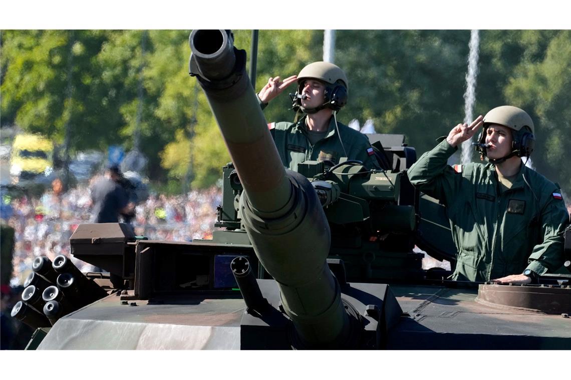Präsidentenwahl in Polen: "Nach vorn oder zurück?" Die polnische Armee hat mehr Soldatinnen und Soldaten als die Bundeswehr. (Archivbild)