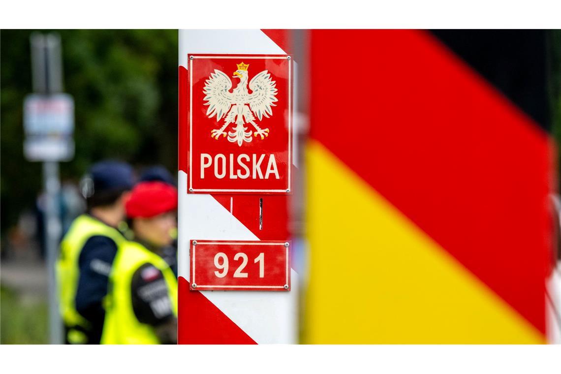 Die polnischen Kontrollen an der Grenze zu Deutschland werden bis zum 4. April verlängert. (Archivbild)