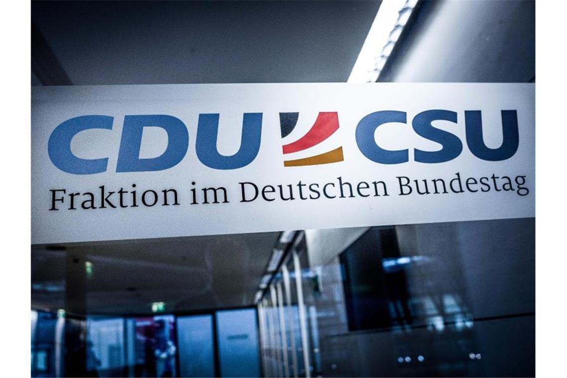 Die Präsidien von CDU und CSU kamen zu einer Sitzung zusammen. Foto: Michael Kappeler/dpa