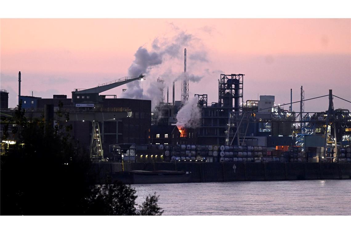 Nach langer Flaute: Chemieindustrie legt zu Jahresbeginn zu Die Produktion in der Chemie und Pharmabranche wächst wieder (Archivbild)