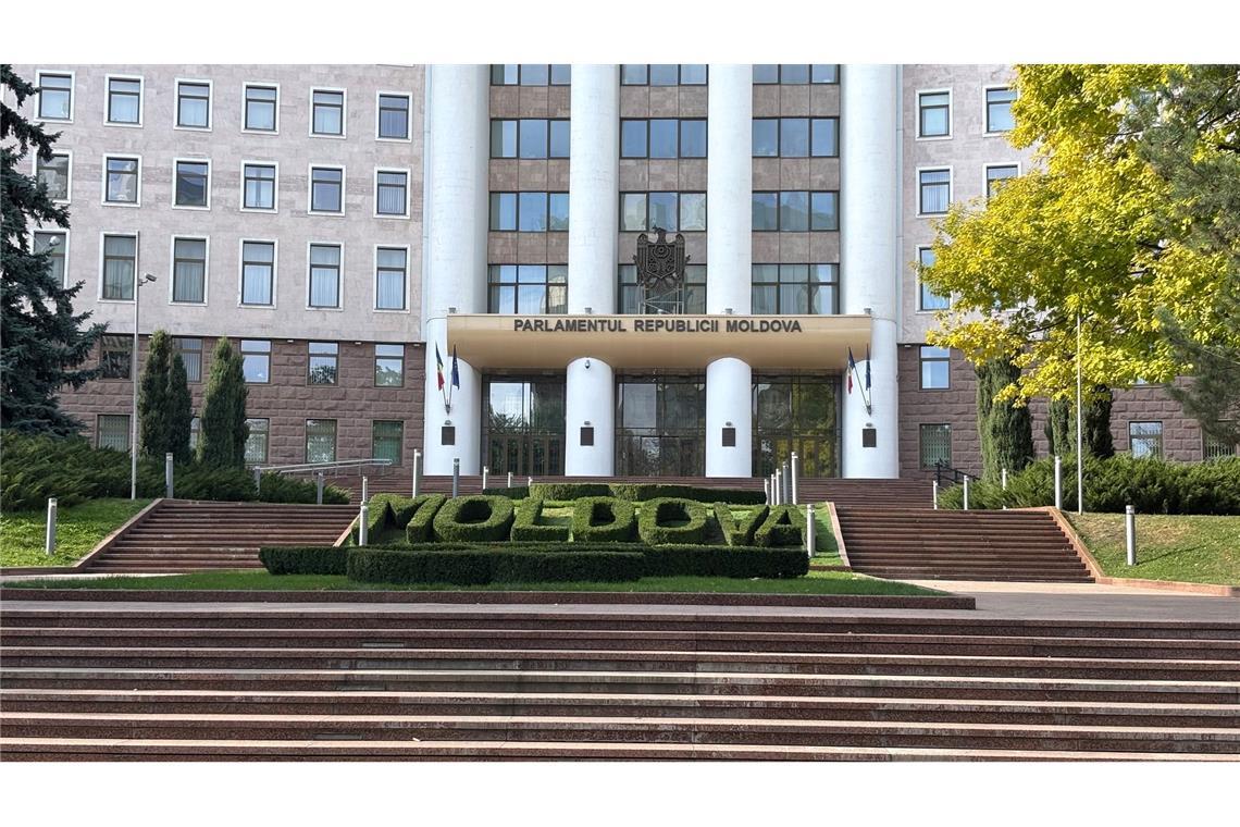 Die proeuropäische Partei Aktion und Solidarität (PAS) erhielt erneut die absolute Mehrheit bei der richtungsweisenden Parlamentswahl in der Republik Moldau.