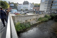 Die Pumpen können rund 1000 Liter Wasser pro Sekunde befördern. Dahinter liegt unter dem Parkplatz Am Kalten Wasser das größte Überlaufbecken in Backnang. Fotos: Alexander Becher