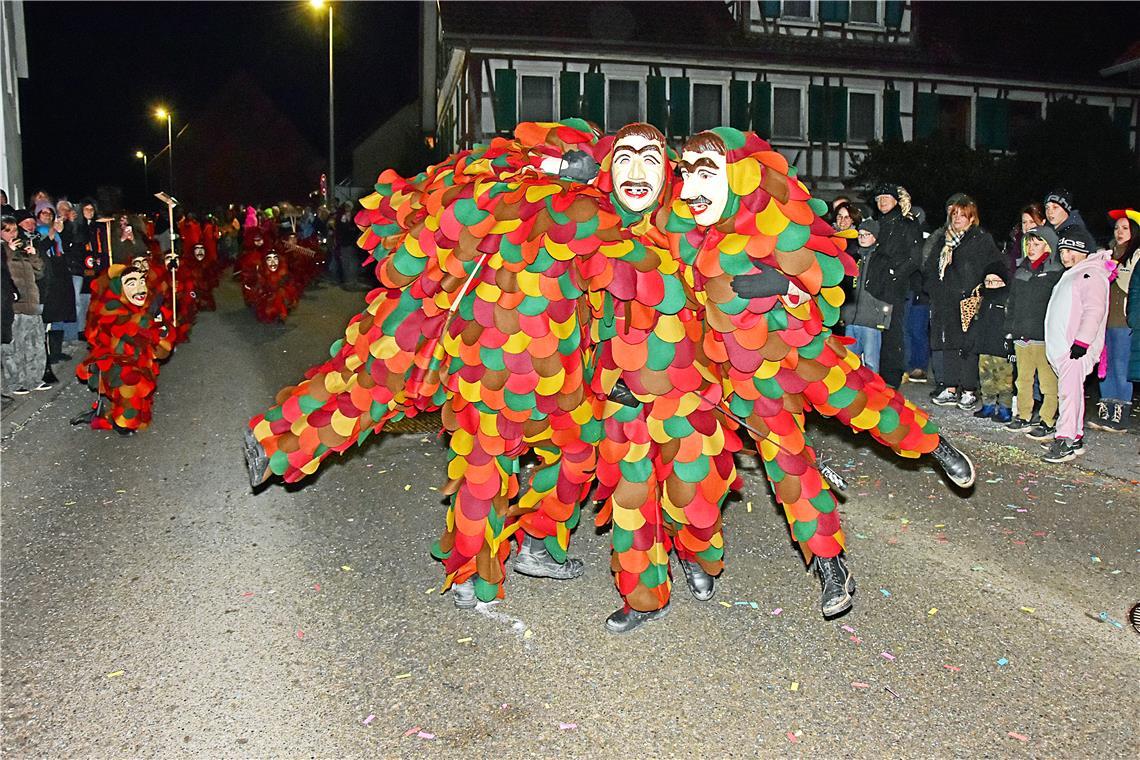 Die Rechaspitzer sind von Althütte herunter gekommen.  Narrenzuft Althütte. Nach...