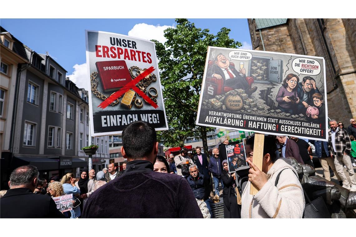 Die Rechtsstreitigkeiten zwischen Geschädigten und Sparkasse dürften sich lange hinziehen. (Archivbild)