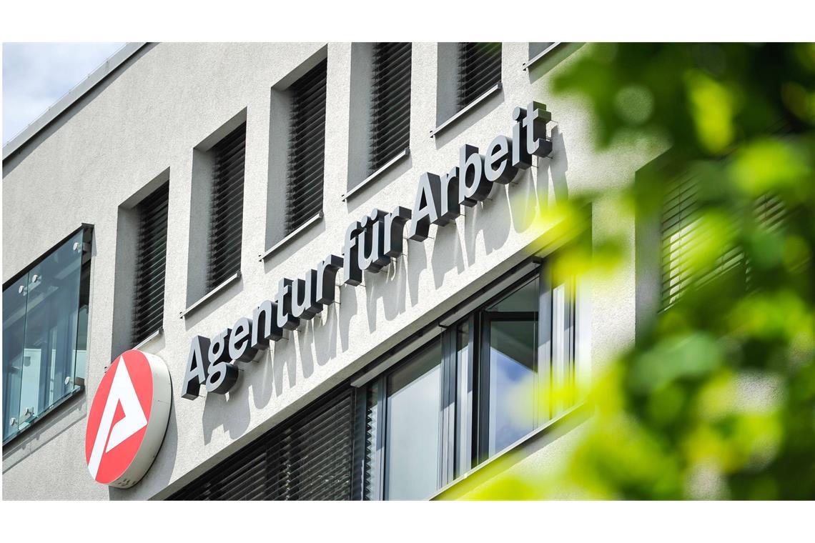 Arbeitslosigkeit geht in Baden-Württemberg  minimal zurück